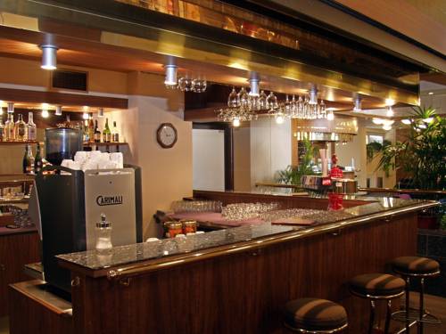 ILF HOTEL