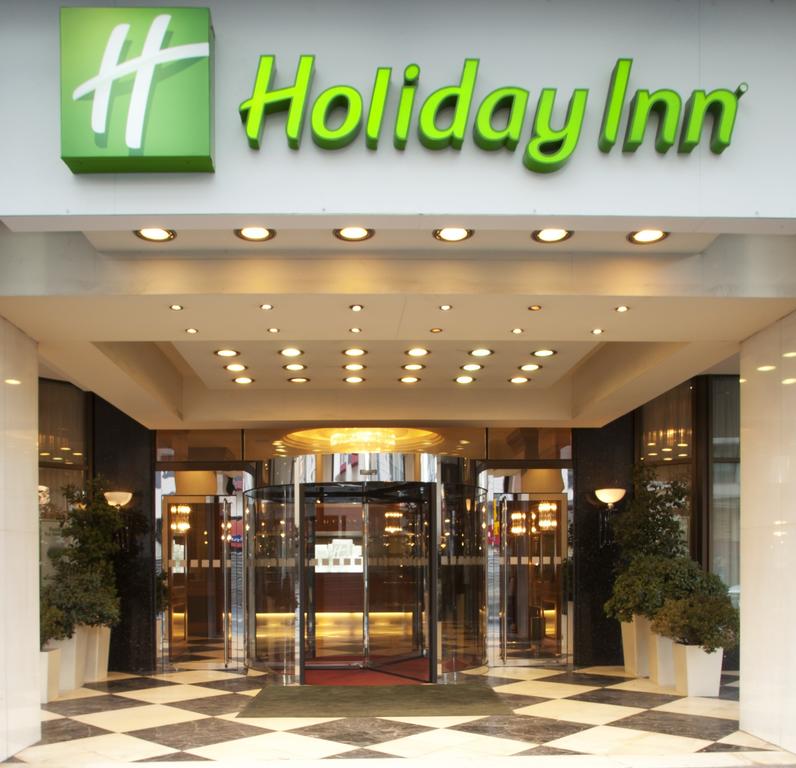 HOLIDAY INN